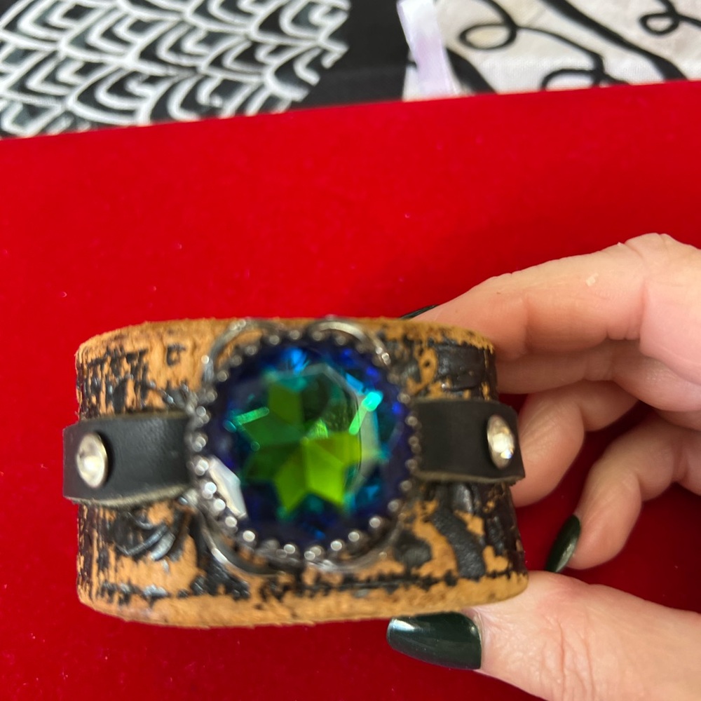 Reloved Leather Gem Cuff